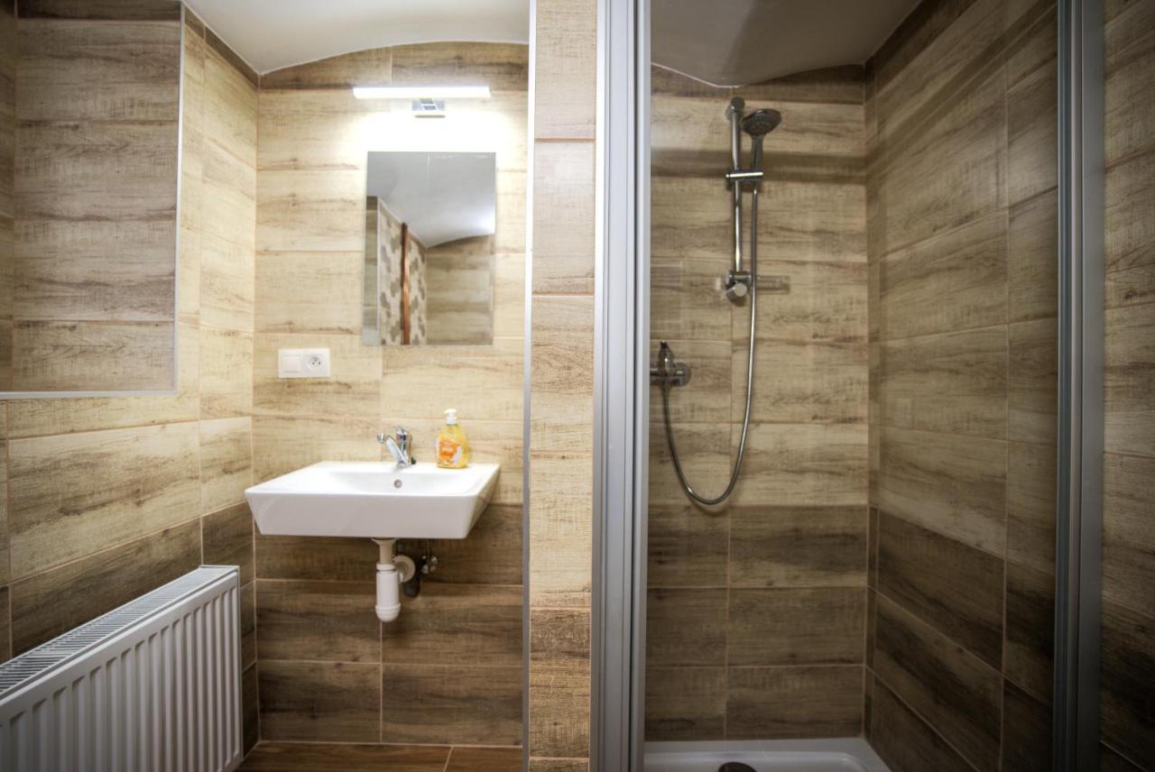 Apartmanek Mezi Kopci Daire Jáchymov Dış mekan fotoğraf