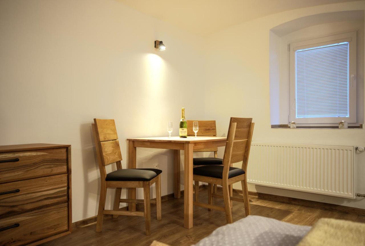 Apartmanek Mezi Kopci Daire Jáchymov Dış mekan fotoğraf